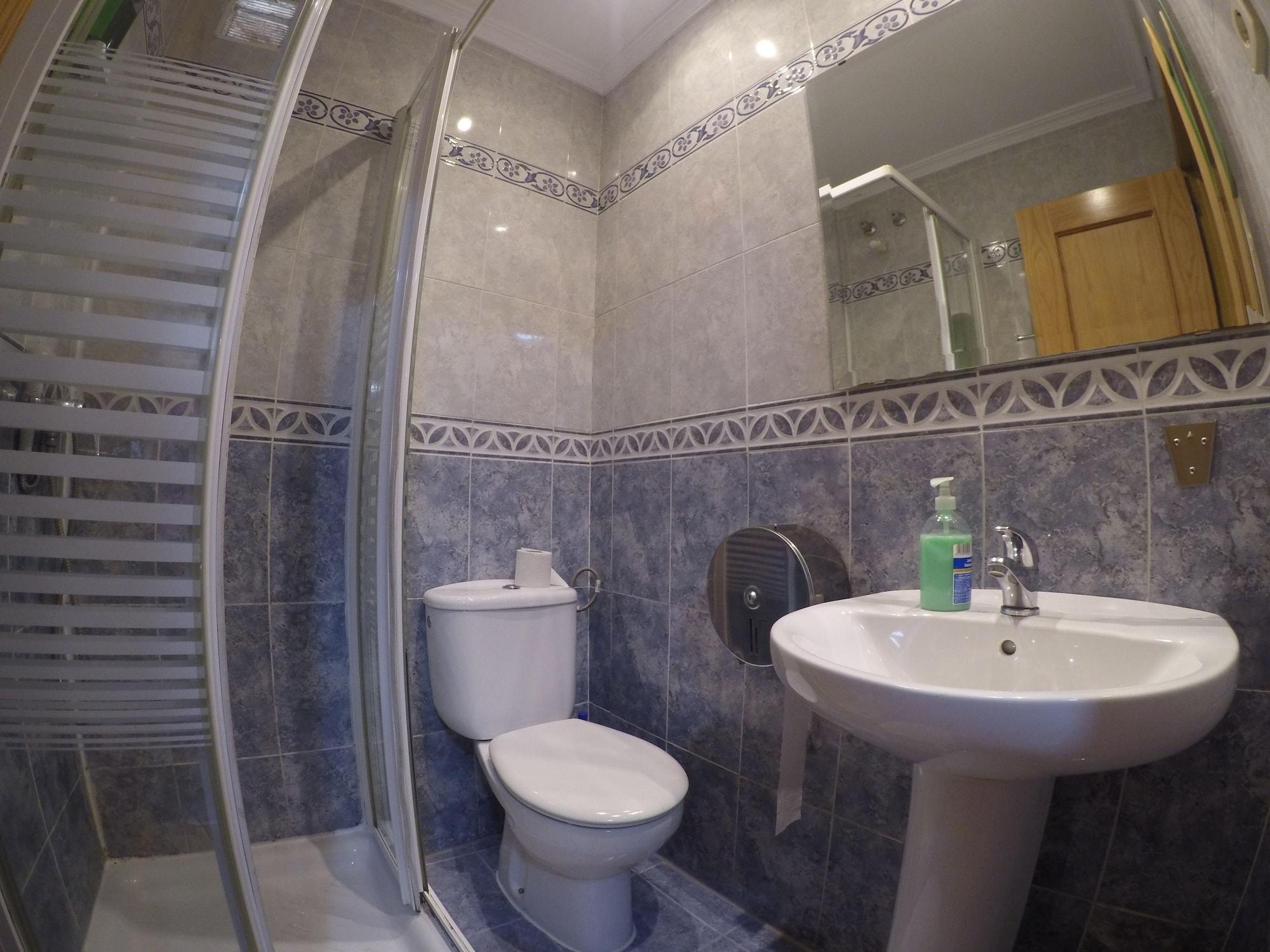 Rc Miguel Angel Madri Exterior foto Bathroom with shower cubicle